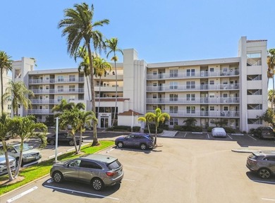 Under contract-accepting backup offers. Experience Florida on Isla Del Sol Yacht and Country Club in Florida - for sale on GolfHomes.com, golf home, golf lot