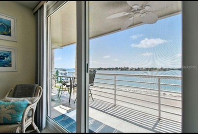 Under contract-accepting backup offers. Experience Florida on Isla Del Sol Yacht and Country Club in Florida - for sale on GolfHomes.com, golf home, golf lot