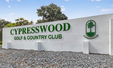 One or more photo(s) has been virtually staged. Welcome to the on Cypresswood Golf and Country Club in Florida - for sale on GolfHomes.com, golf home, golf lot