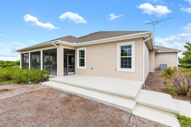 3/2 Williamsburg Premier Home in the Village of Osceola Hills at on Pennbrooke Fairways in Florida - for sale on GolfHomes.com, golf home, golf lot