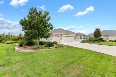 3/2 Williamsburg Premier Home in the Village of Osceola Hills at on Pennbrooke Fairways in Florida - for sale on GolfHomes.com, golf home, golf lot