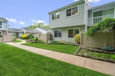 Beautifully updated 3 bedroom condo in the desirable Woodgate on Holbrook Country Club Golf Course in New York - for sale on GolfHomes.com, golf home, golf lot