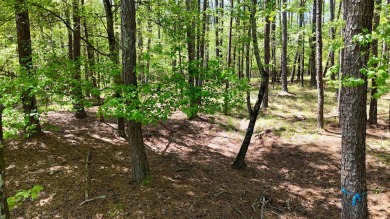 THIS IS A MEMBERSHIP AVAILABLE LOT - Wooded gently sloping to on Reynolds Lake Oconee - The Landing in Georgia - for sale on GolfHomes.com, golf home, golf lot