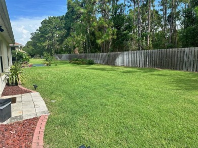Great 2/2 CBS Alyday Located in Sherwood with nice lot .The Home on Eagle Ridge At Spruce Creek Country Club in Florida - for sale on GolfHomes.com, golf home, golf lot