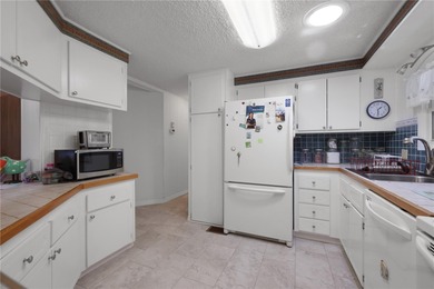 Welcome to 126 Iroquois Trail in Maple Leaf Golf & Country Club on Maple Leaf Golf and Country Club in Florida - for sale on GolfHomes.com, golf home, golf lot