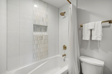 LUXURY BEACHSIDE PENTHOUSE! Located at the top of Luau II in the on Sandestin Golf and Beach Resort - The Links in Florida - for sale on GolfHomes.com, golf home, golf lot