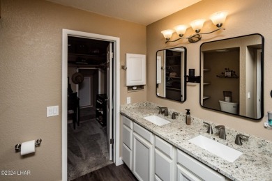 This golf course townhome is the perfect worry-free, lock and on London Bridge Golf Course in Arizona - for sale on GolfHomes.com, golf home, golf lot