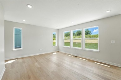 Welcome to this warm and inviting 4-bedroom, 2.5-bathroom on Golf Club of Creekmoor in Missouri - for sale on GolfHomes.com, golf home, golf lot