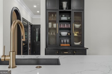 IF YOU EVER WANTED TO LIVE AND ENJOY THE LIFESTYLE AT THE on Marietta Country Club in Georgia - for sale on GolfHomes.com, golf home, golf lot