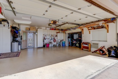 Location, Location! Sought-after Raven Ridge in Prescott Country on Prescott Golf and Country Club in Arizona - for sale on GolfHomes.com, golf home, golf lot
