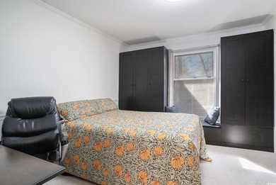 Beautifully updated 3BR/2.5BA home situated on the 18th fairway on Burning Ridge Golf Course in South Carolina - for sale on GolfHomes.com, golf home, golf lot