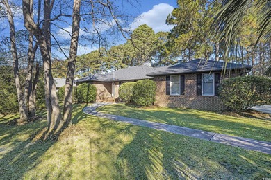 Beautifully updated 3BR/2.5BA home situated on the 18th fairway on Burning Ridge Golf Course in South Carolina - for sale on GolfHomes.com, golf home, golf lot