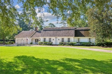 Discover a stylish and elegant home that beautifully blends chic on Tchefuncta Country Club in Louisiana - for sale on GolfHomes.com, golf home, golf lot