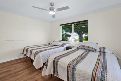 Presenting a stunning 2 bed, 2 bath residence tailored for those on Leisureville Community Association in Florida - for sale on GolfHomes.com, golf home, golf lot