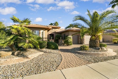 Welcome to this beautiful Cambridge model perfectly situated on on Cimarron Golf Club in Arizona - for sale on GolfHomes.com, golf home, golf lot