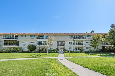 Enjoy living in beautiful Laguna Woods Village in this spacious on Laguna Woods Village Golf Course in California - for sale on GolfHomes.com, golf home, golf lot