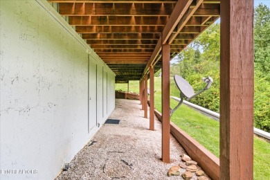 Welcome to 194 River Run Dr in beautiful Crossville, Tennessee! on  in Tennessee - for sale on GolfHomes.com, golf home, golf lot