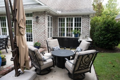 Coastal Casual Chic | Move Right In | Bright Open Pretty | on Members Club At St. James Plantation in North Carolina - for sale on GolfHomes.com, golf home, golf lot