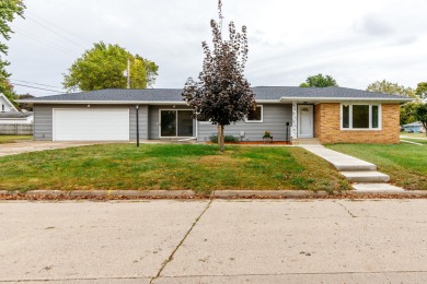 Move-In Ready Ranch - Fully Renovated Don't miss this stunning on Cedar Pointe Golf Course in Iowa - for sale on GolfHomes.com, golf home, golf lot
