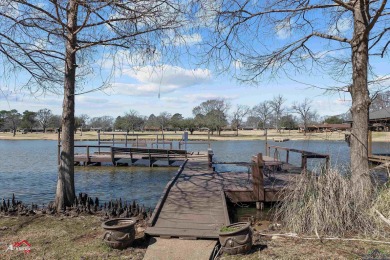 Timeless waterfront beauty in Emerald Bay on Lake Palestine! on Emerald Bay Club in Texas - for sale on GolfHomes.com, golf home, golf lot