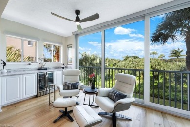 HIGHLY DESIRABLE AND RARELY ON THE MARKET Pebble Creek end unit on Club at Pelican Bay Golf Course in Florida - for sale on GolfHomes.com, golf home, golf lot