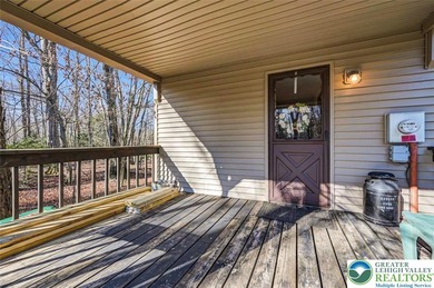 Golf-Course Living At Its Best! Well-Loved Pocono Contemporary on Pocono Farms Country Club in Pennsylvania - for sale on GolfHomes.com, golf home, golf lot