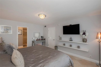 GREAT TURN KEY UNIT WITH GOLF VIEW, ENJOY LOOKING AT TOP GOLFERS on The Diplomat Golf Resort and Spa in Florida - for sale on GolfHomes.com, golf home, golf lot