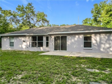 Well-Maintained Home in Citrus Springs - Move-In Ready! This on Citrus Springs Country Club in Florida - for sale on GolfHomes.com, golf home, golf lot