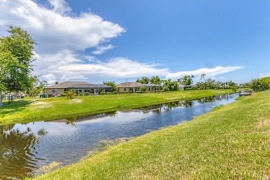 A HUGE RECENT PRICE ADJUSTMENT MAKES THIS HOME A 'MUST SEE'! The on Pinemoor West Golf Club in Florida - for sale on GolfHomes.com, golf home, golf lot