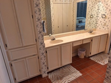 ESCAPE WEST is one of Horseshoe Bays most popular townhome on Apple Rock Golf Course - Horseshoe Bay in Texas - for sale on GolfHomes.com, golf home, golf lot