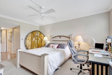 Beautiful1bedroom with 1.5 bath in an Executive Country Club & on Poinciana Golf Club in Florida - for sale on GolfHomes.com, golf home, golf lot