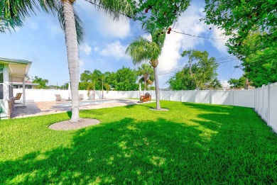 Buy This Home-Risk-Free! If you're not completely satisfied with on Pinecrest Golf Club in Florida - for sale on GolfHomes.com, golf home, golf lot
