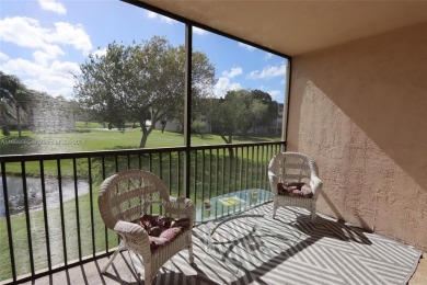 The Best in Sunrise Lakes, Phase IV. Needs a little TLC. 2/2 on Sunrise Lakes Phase IV Golf Course in Florida - for sale on GolfHomes.com, golf home, golf lot