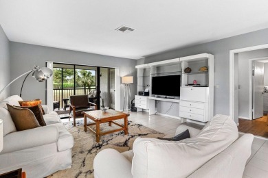 Stylish 2br, 2bth corner condo in Hunters Run Country Club on Hunters Run Golf and Country Club in Florida - for sale on GolfHomes.com, golf home, golf lot