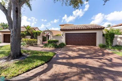 MOTIVATED SELLER! Beautiful 2 bedroom 2 bath, single family home on Deer Creek Golf Club in Florida - for sale on GolfHomes.com, golf home, golf lot