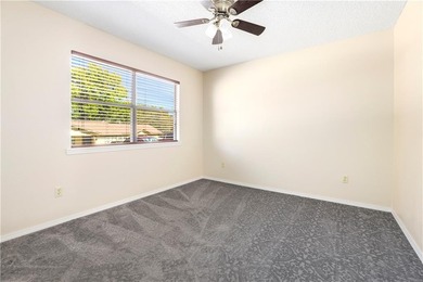 Enjoy low-maintenance living in this charming one-level townhome on Bella Vista - Metfield Golf Complex and Country Club in Arkansas - for sale on GolfHomes.com, golf home, golf lot