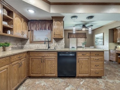 Exceptionally well maintained home with amazing golf course on Cedar Valley Golf Club in Oklahoma - for sale on GolfHomes.com, golf home, golf lot