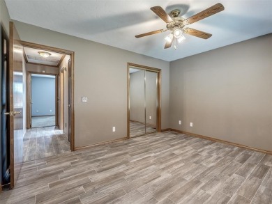 Exceptionally well maintained home with amazing golf course on Cedar Valley Golf Club in Oklahoma - for sale on GolfHomes.com, golf home, golf lot