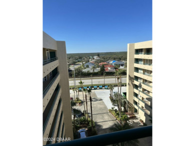 If you are looking for an OCEANFRONT CONDO then your search is on Harbour Village Golf and Yacht Club in Florida - for sale on GolfHomes.com, golf home, golf lot