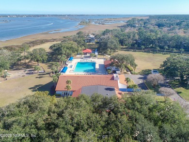 Top-floor 3-bedroom, 2-bath condo offering vaulted cathedral on St. Augustine Shores Golf Club in Florida - for sale on GolfHomes.com, golf home, golf lot