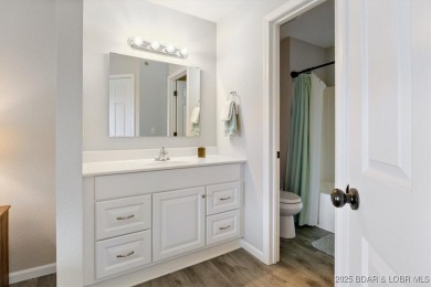Don't miss this move-in ready, beautifully updated 2 Bed / 2 on Tan-Tar-A Golf Club in Missouri - for sale on GolfHomes.com, golf home, golf lot