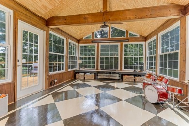 Welcome to 200 Victoria Drive, a beautifully updated 3-bedroom on Woodfin Ridge Golf Club in South Carolina - for sale on GolfHomes.com, golf home, golf lot