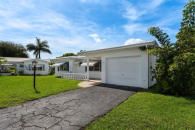 Welcome to effortless living in this charming 2BD/2BA on Leisureville Community Association in Florida - for sale on GolfHomes.com, golf home, golf lot