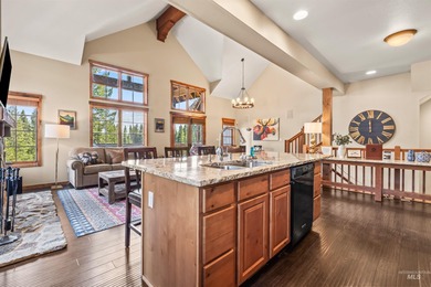 Three bedroom townhome in Tamarack Resort featuring on Osprey Meadows at Tamarack Resort in Idaho - for sale on GolfHomes.com, golf home, golf lot