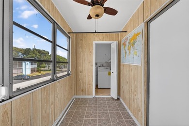 Welcome home to Kings Point in Delray Beach. This bright 1 on Kings Point Golf -Flanders Way in Florida - for sale on GolfHomes.com, golf home, golf lot