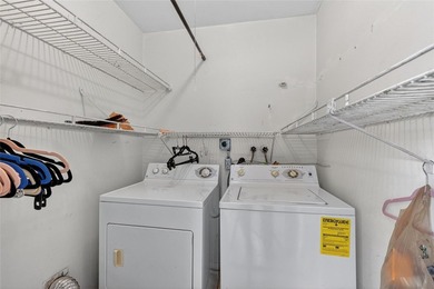 Welcome home to Kings Point in Delray Beach. This bright 1 on Kings Point Golf -Flanders Way in Florida - for sale on GolfHomes.com, golf home, golf lot