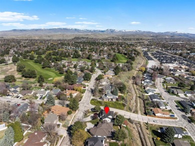 Prime Eagle Location situated on the ridge overlooking Eagle on Eagle Hills Golf Course in Idaho - for sale on GolfHomes.com, golf home, golf lot