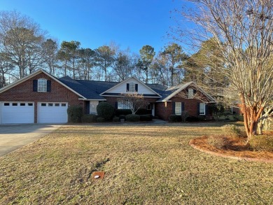 BEAUTIFUL 4 BR, 3 1/2 BATH HOME OVERLOOKING THE GOLF COURSE on The Links At Lakewood in South Carolina - for sale on GolfHomes.com, golf home, golf lot