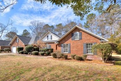 BEAUTIFUL 4 BR, 3 1/2 BATH HOME OVERLOOKING THE GOLF COURSE on The Links At Lakewood in South Carolina - for sale on GolfHomes.com, golf home, golf lot