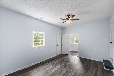 Great house with lots of space and 4 bedrooms. Home has a split on Cobbs Glen Country Club in South Carolina - for sale on GolfHomes.com, golf home, golf lot